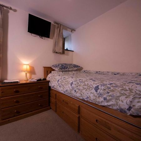 Bed and Breakfast Polhilsa Farm Callington Екстер'єр фото