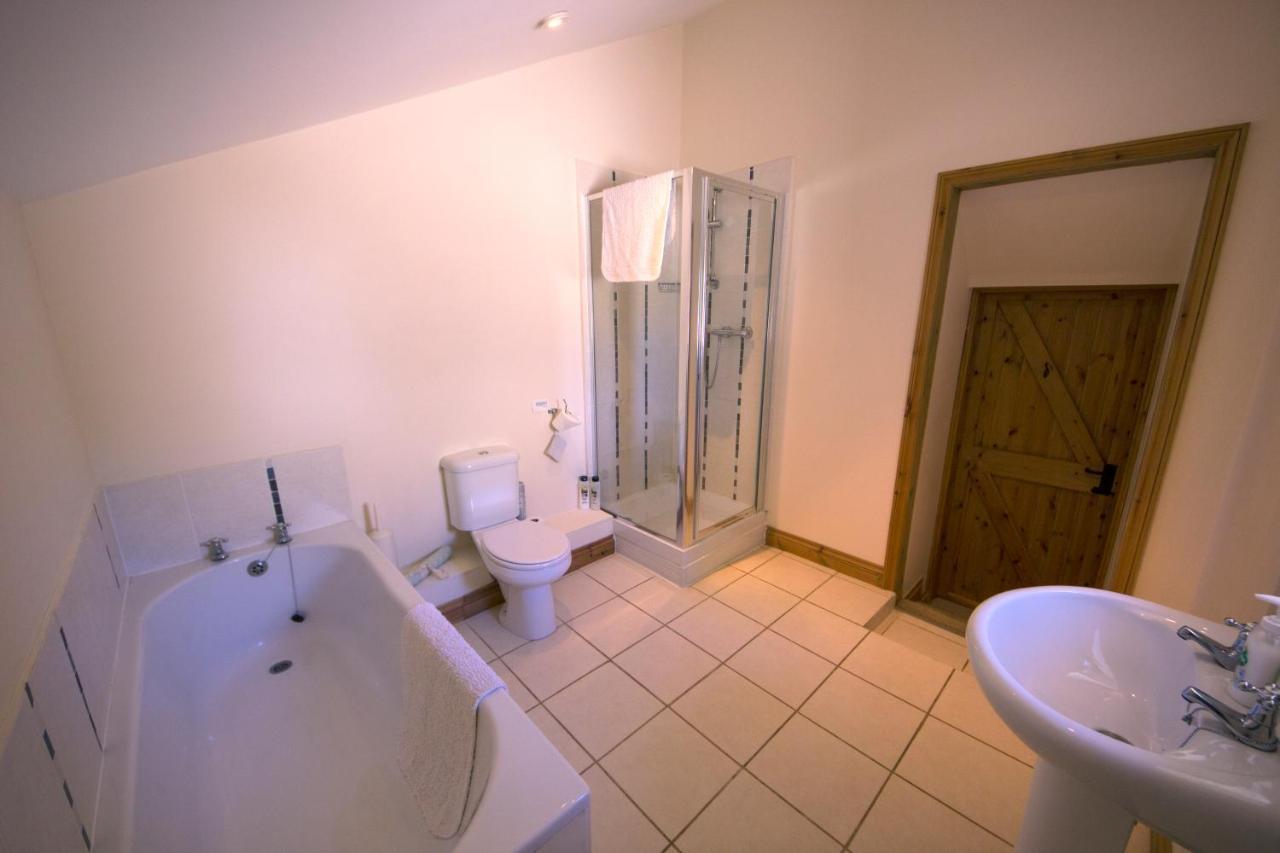 Bed and Breakfast Polhilsa Farm Callington Екстер'єр фото