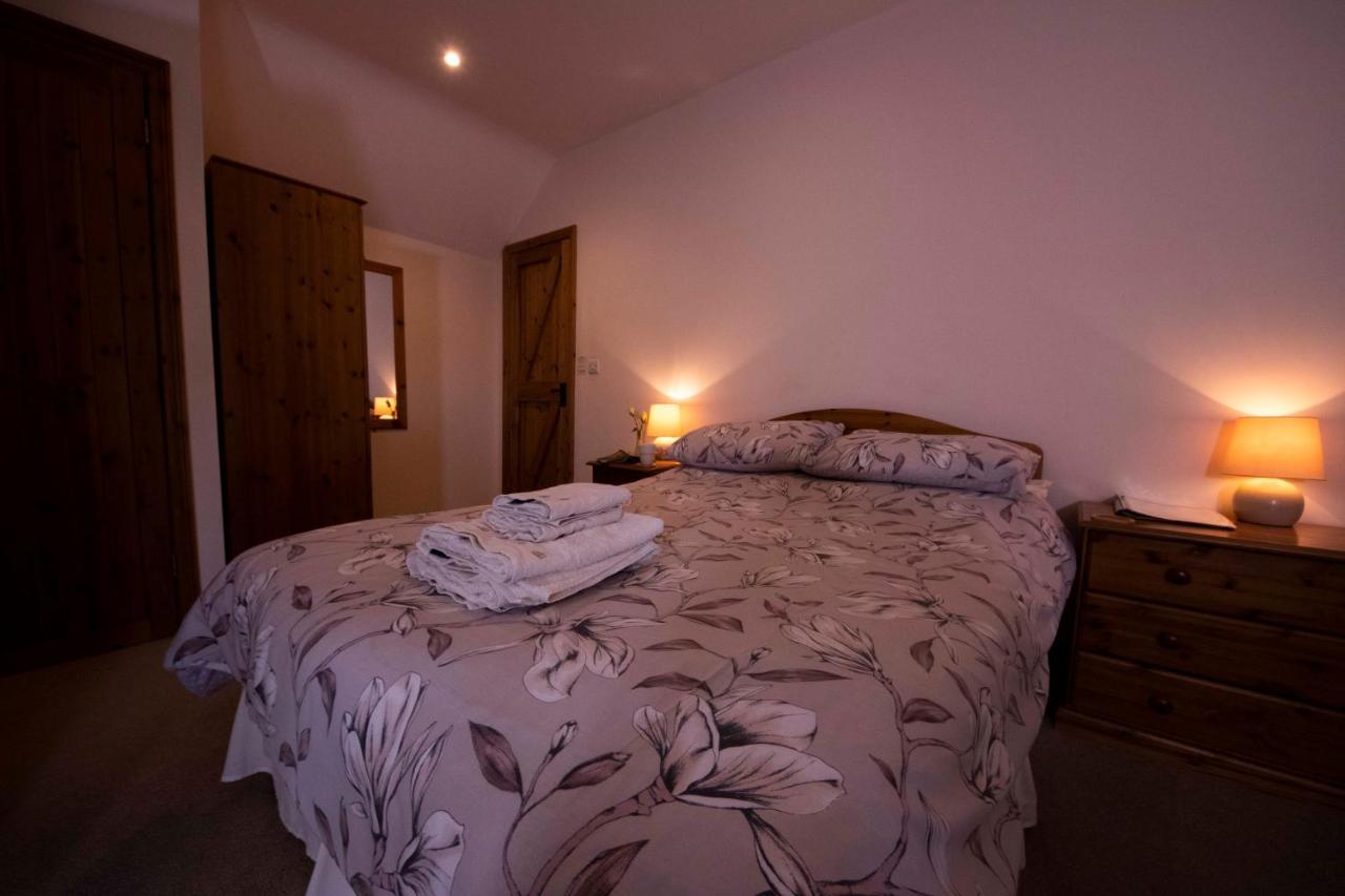 Bed and Breakfast Polhilsa Farm Callington Екстер'єр фото