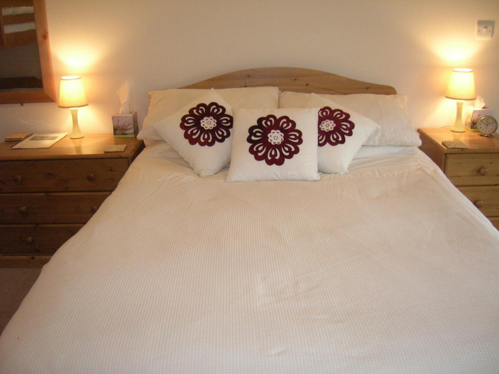 Bed and Breakfast Polhilsa Farm Callington Екстер'єр фото
